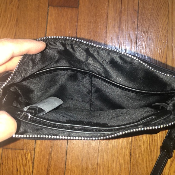 **DONATED** NWOT Calvin Klein Shoulder/Crossbody Bag - Picture 6 of 6